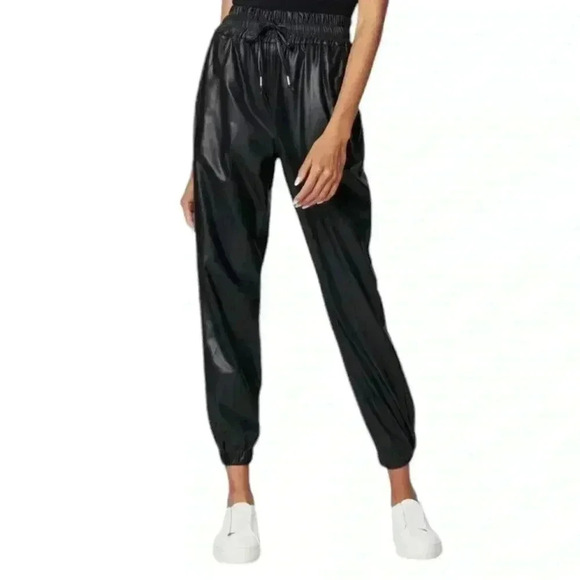 BLANKNYC Night Crawling Jogger XL Black Chic Edgy Vegan Leather Minimalist NWT - Picture 2 of 14